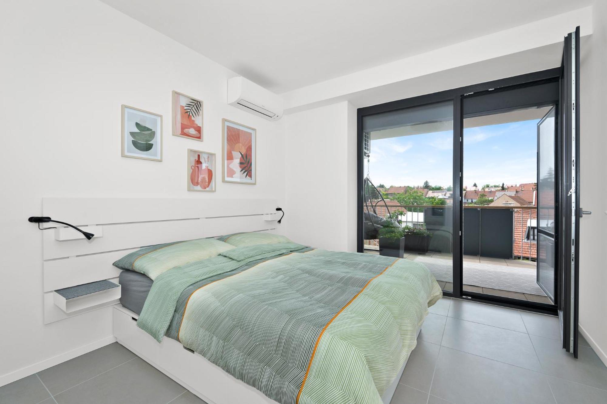 Fully Equipped Apartments With Terraces, Free Garage Parking, Netflix & Ac - By Apartmany Slapanice Cz Ngoại thất bức ảnh