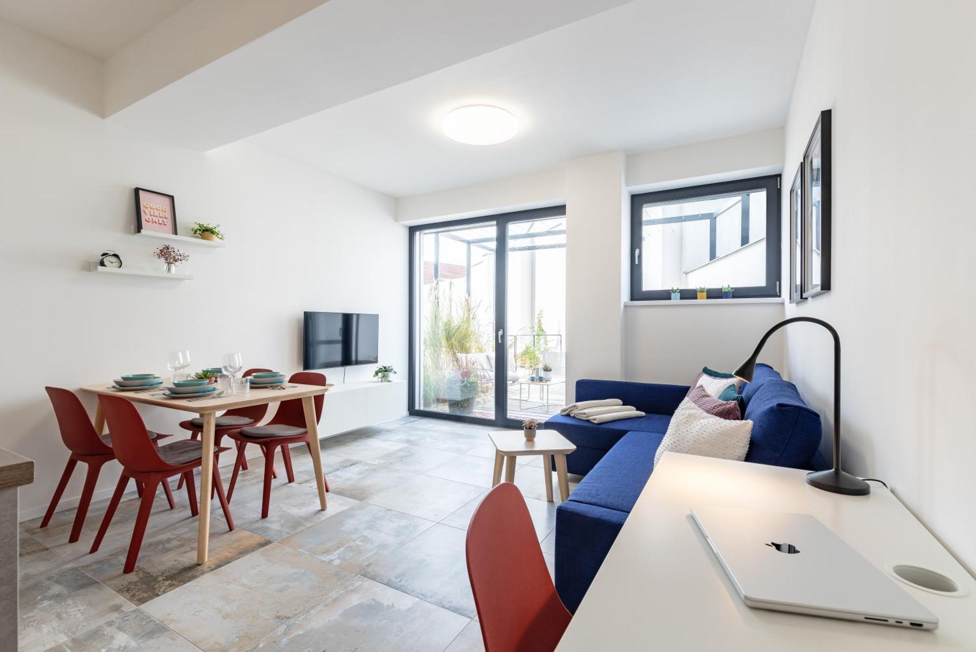 Fully Equipped Apartments With Terraces, Free Garage Parking, Netflix & Ac - By Apartmany Slapanice Cz Ngoại thất bức ảnh